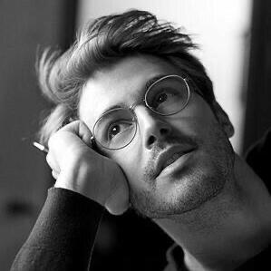 عینک طبی دسته فنری