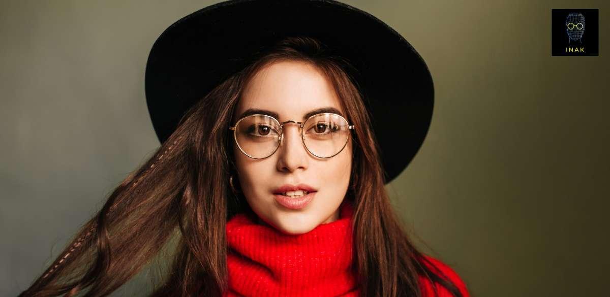 بهترین مدل عینک طبی دخترانه برای صورت کشیده