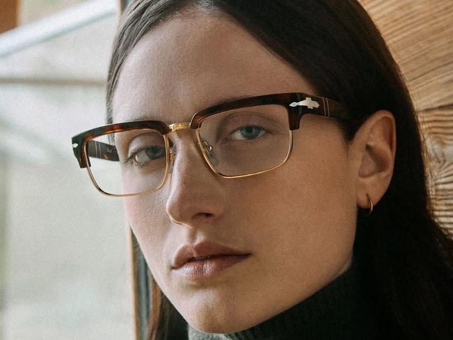 "عینک طبی پرسول زنانه"